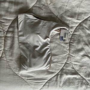 Lululemon asymmetrical sports bra - size 4 - AB cups. Brand new